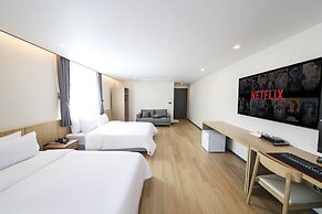 Benikea Cheonan Tourist hotel