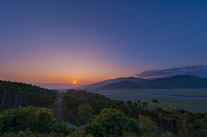 Sun Hola Villa