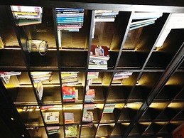 Town Square Suites by Toscana Valley