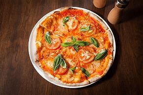 Town Square Suites by Toscana Valley