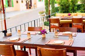 Town Square Suites by Toscana Valley