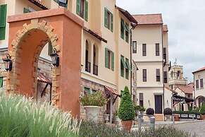 Town Square Suites by Toscana Valley