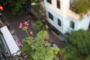 Golden Legend Diamond Hotel