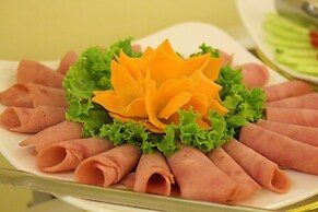 Golden Legend Diamond Hotel