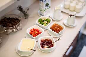 Golden Legend Diamond Hotel