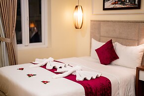 Golden Legend Diamond Hotel