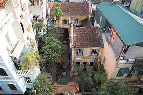 Golden Legend Diamond Hotel