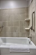 Cobblestone Hotel & Suites - Waynesboro