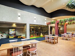 ibis Styles The Entrance