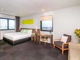 ibis Styles The Entrance