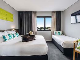 ibis Styles The Entrance