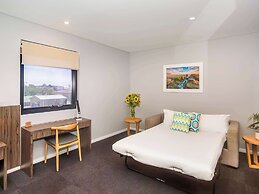 ibis Styles The Entrance