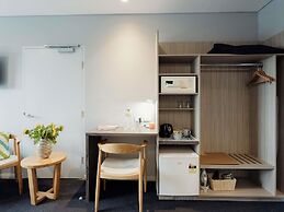 ibis Styles The Entrance