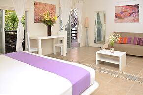 Villas Geminis Boutique Condo Hotel