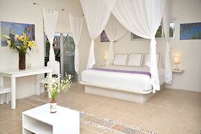 Villas Geminis Boutique Condo Hotel