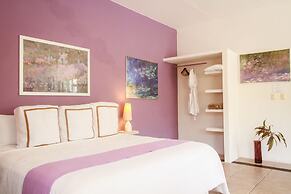 Villas Geminis Boutique Condo Hotel