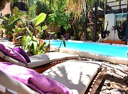 Villas Geminis Boutique Condo Hotel