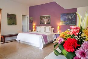 Villas Geminis Boutique Condo Hotel