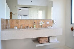 Villas Geminis Boutique Condo Hotel