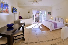 Villas Geminis Boutique Condo Hotel