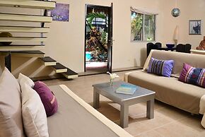 Villas Geminis Boutique Condo Hotel