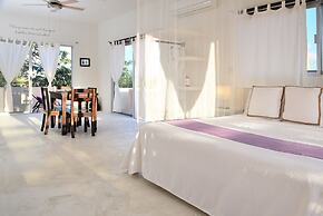 Villas Geminis Boutique Condo Hotel