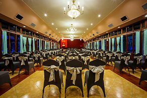 Minera Hot Springs Binh Chau