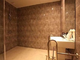 Designers Hotel The Rich