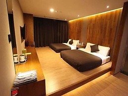 Designers Hotel The Rich