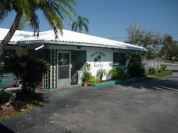 Palm Court Motel