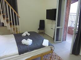 Allenby 2 Bed & Breakfast