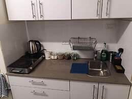 Allenby 2 Bed & Breakfast