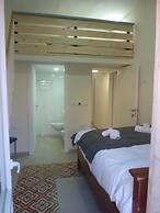 Allenby 2 Bed & Breakfast