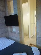 Allenby 2 Bed & Breakfast