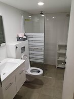 Allenby 2 Bed & Breakfast