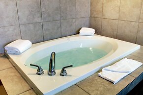 Cobblestone Inn & Suites - Corry