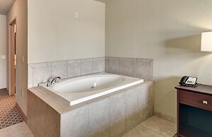 Cobblestone Inn & Suites – Big Lake