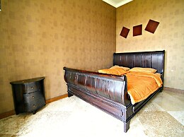 De Bukit Dago Villa by HouseinBandung