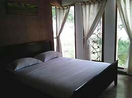 De Bukit Dago Villa by HouseinBandung