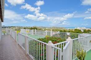 Caribbean Inn & Suites