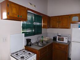 Caribbean Inn & Suites