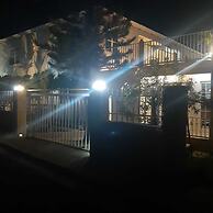 Caribbean Inn & Suites