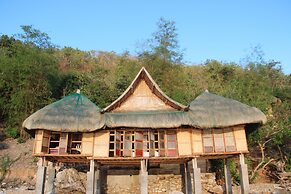Palawan SandCastles Beach Resort