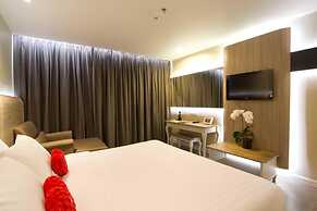 Sea Me Spring Too Hotel