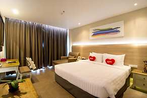 Sea Me Spring Too Hotel