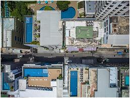 Sea Me Spring Too Hotel