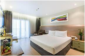 Sea Me Spring Too Hotel