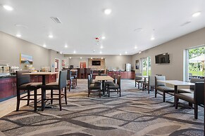 Cobblestone Inn & Suites - Eaton