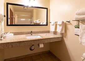 Cobblestone Inn & Suites - Eaton