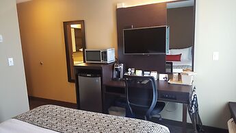 Microtel Inn & Suites By Wyndham Whitecourt